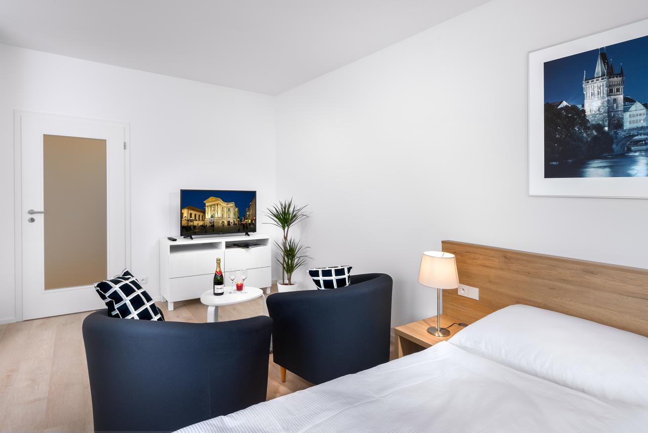 Citywest Apartments Praga Exterior foto
